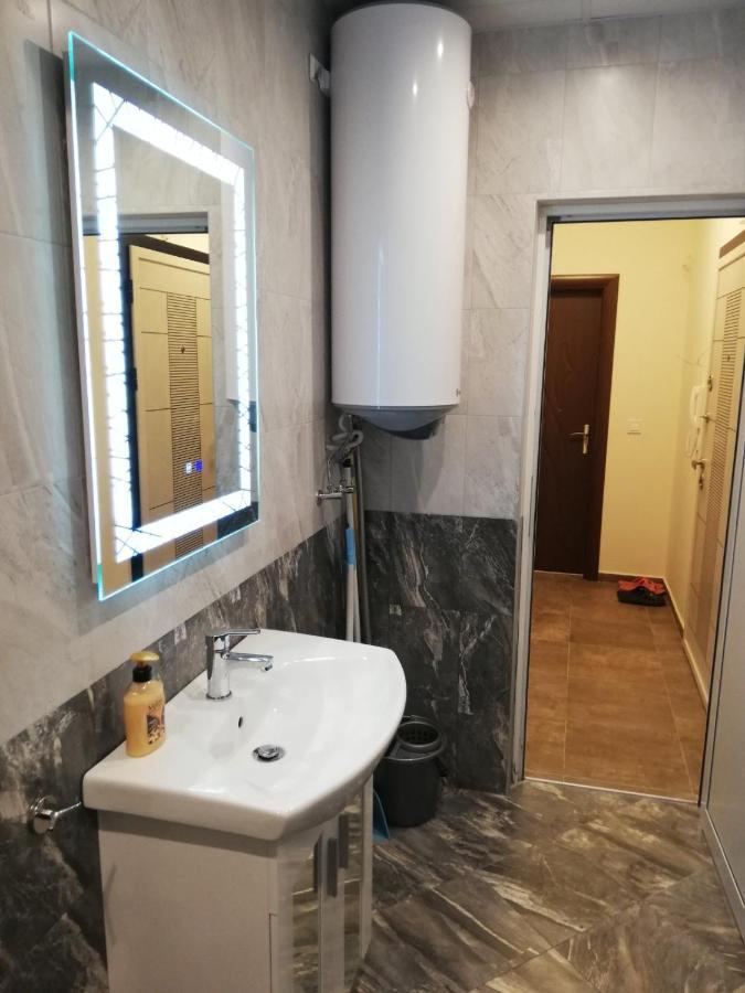 Апартамент За Гости Ниш 1 Veliko Tarnovo Luaran gambar